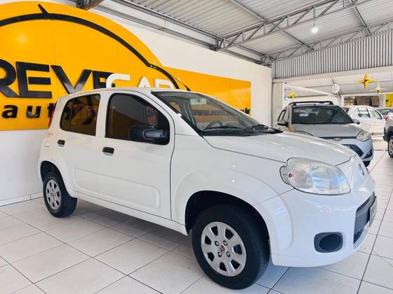 FIAT UNO 1.0 EVO VIVACE 8V FLEX 4P MANUAL